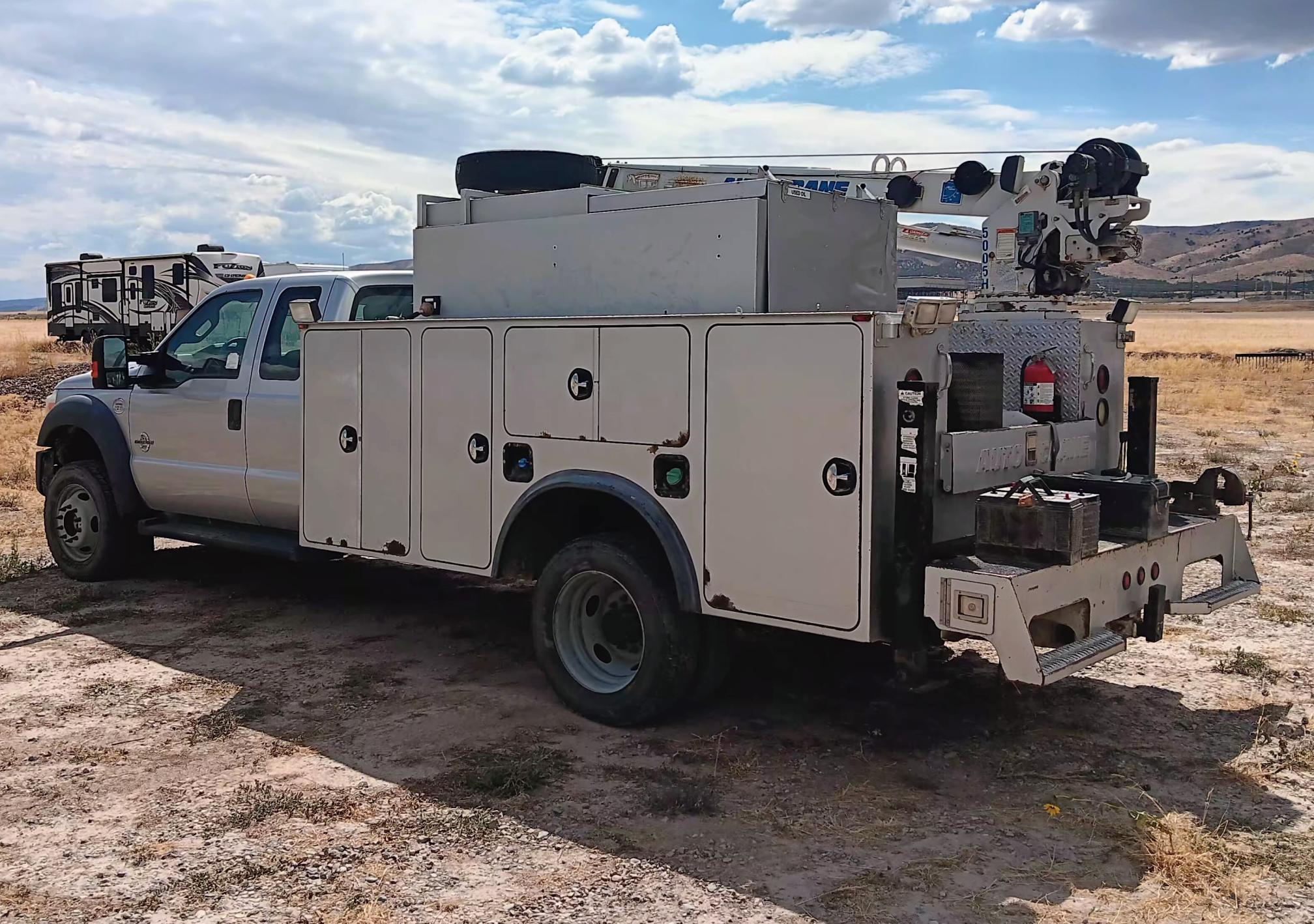 2015 FORD F-550 - Image 5